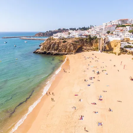 Marisela アルブフェイラ